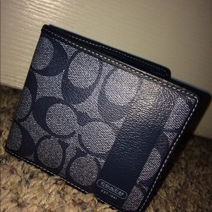 Coach wallet
